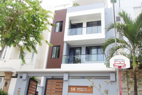 Căn hộ anh Nguyễn Mạnh Hùng - quận 2